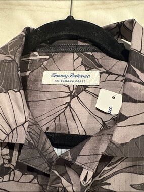 Carolina Panthers Tommy Bahama Black & Grey Leaf Pattern Short-Sleeve Button Shi
